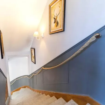 Magnifique Maison, Jardin, Jacuzzi, Parking Hotel