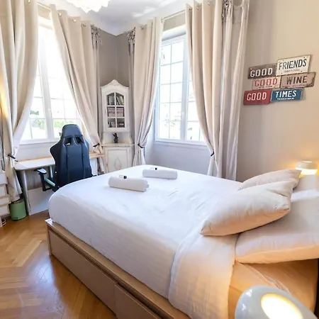 Hotel Magnifique Maison, Jardin, Jacuzzi, Parking 4*