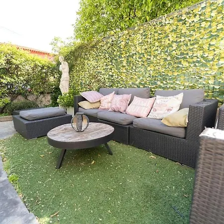 Magnifique Maison, Jardin, Jacuzzi, Parking Hotel