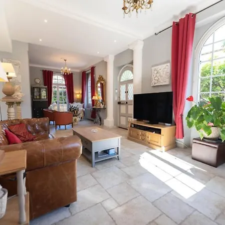 Hotel Magnifique Maison, Jardin, Jacuzzi, Parking Nicea