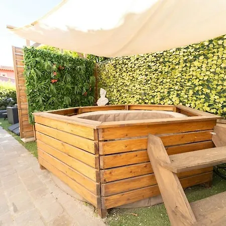 Magnifique Maison, Jardin, Jacuzzi, Parking Nicea