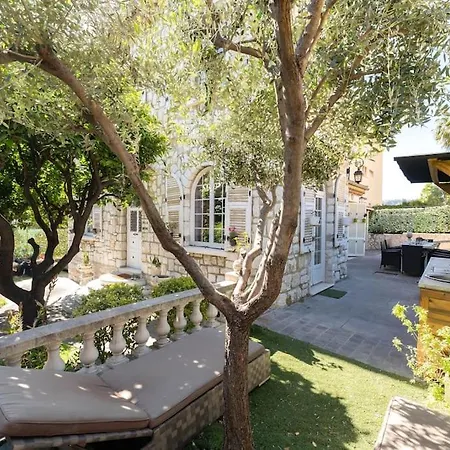 Magnifique Maison, Jardin, Jacuzzi, Parking